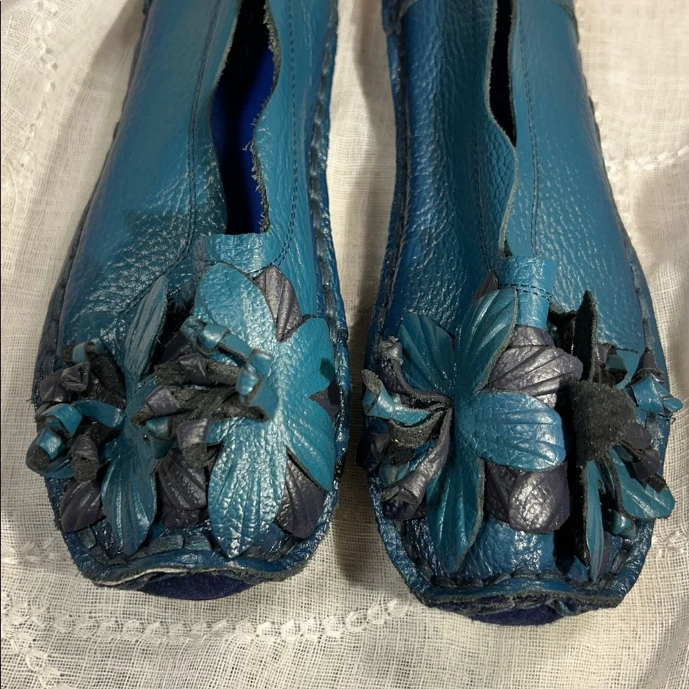 NWOT Eocofu leather flower slide in shoes